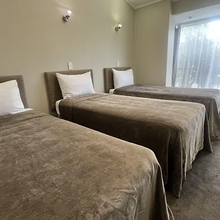 Marineland Beachfront Accommodation-3